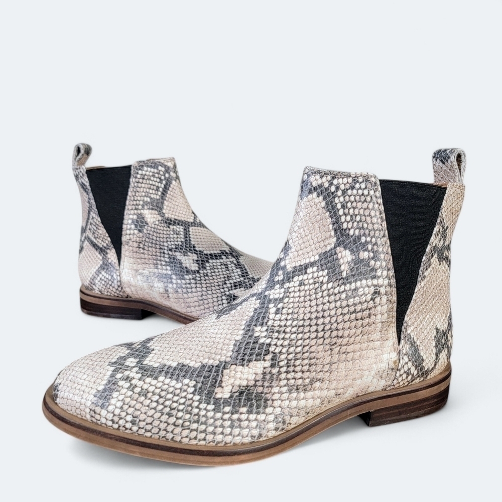 Lucky Brand Haylia Leather Snake Print Chelsea Boots Size 7 Pull on